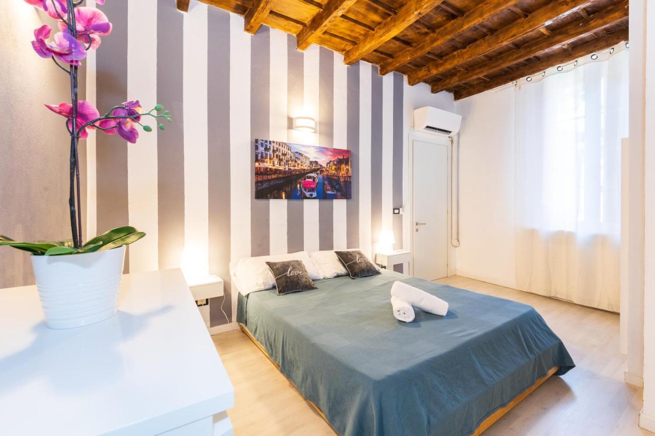 Alzaia Naviglio Grande Appartamento Milano