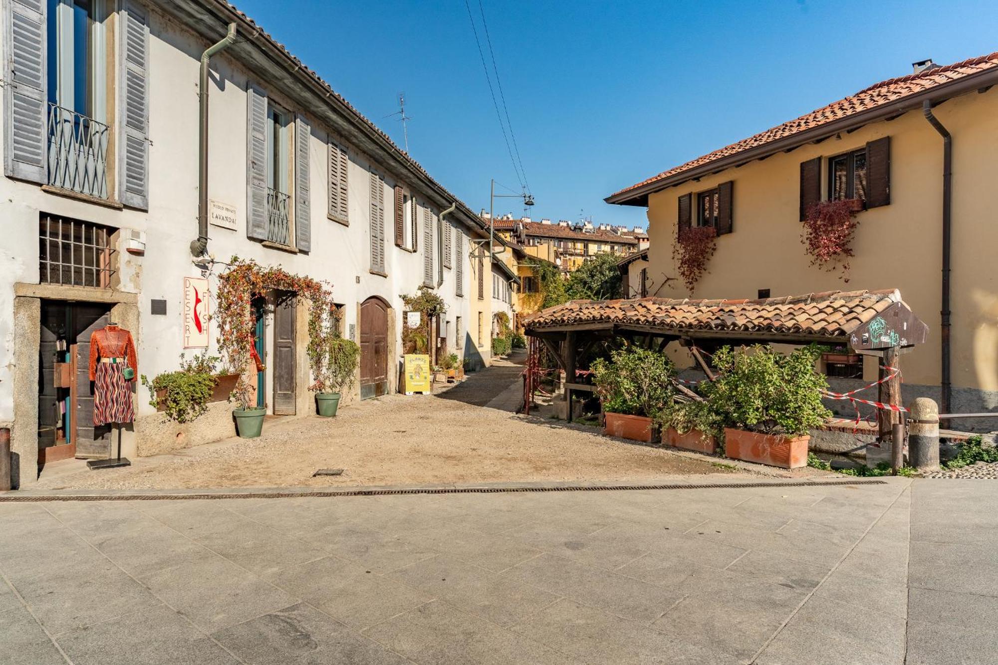 Alzaia Naviglio Grande Appartamento Milano