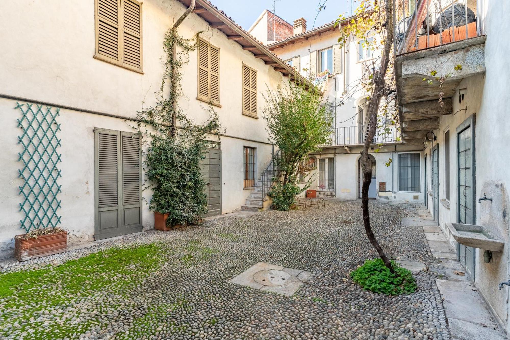 Appartamento Alzaia Naviglio Grande